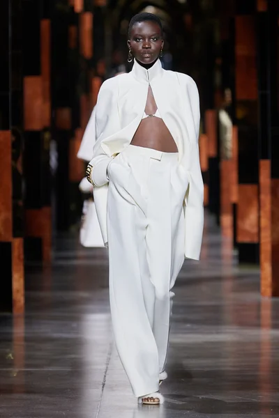 Look 6